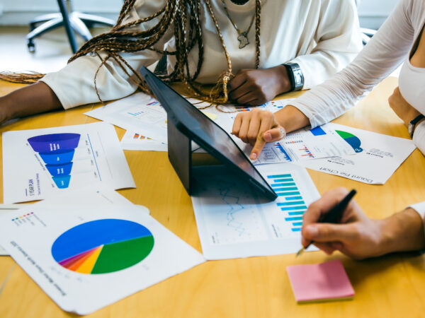 Empowering Data-Driven Decisions through Effective BI Training